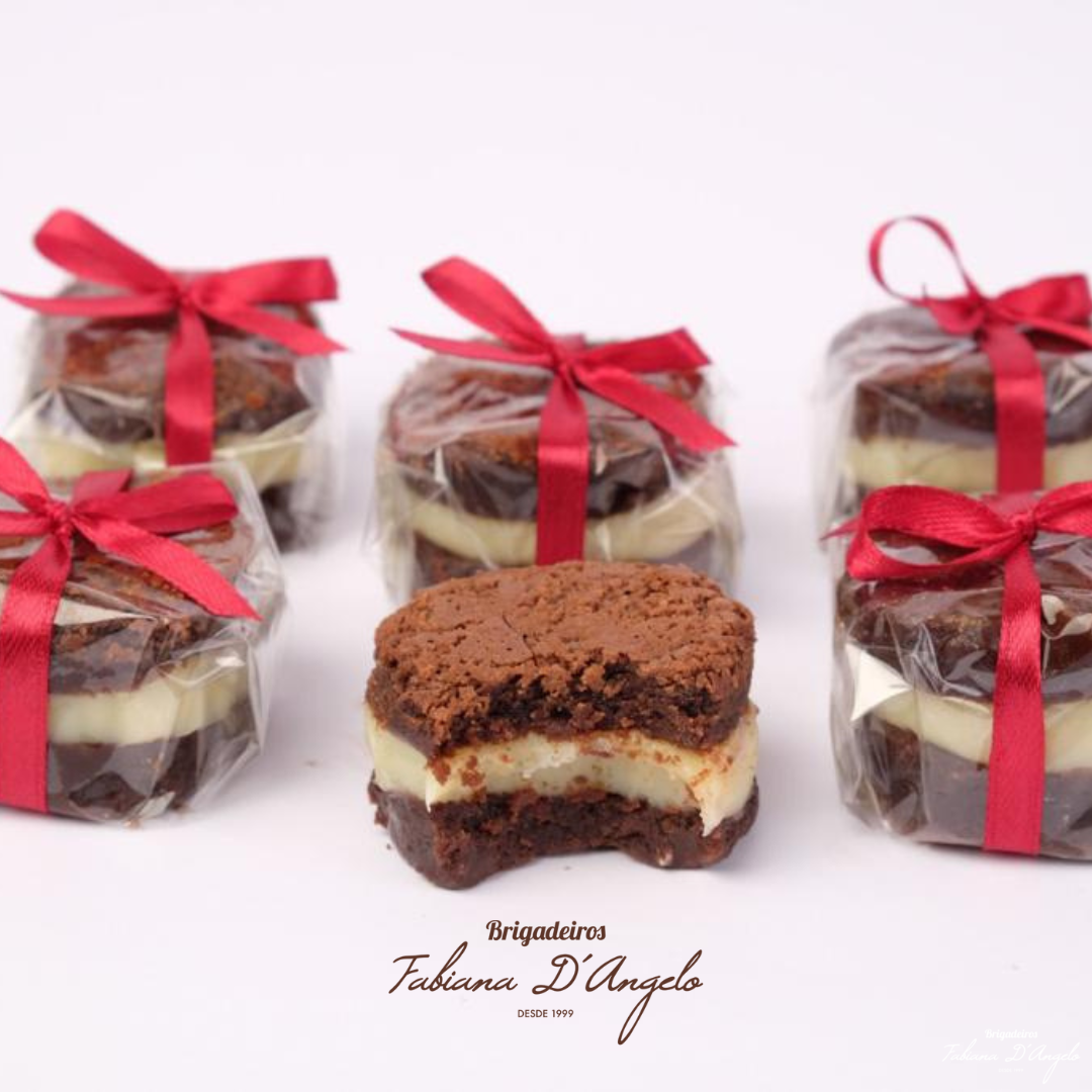 Bem casado de brownie com recheio de Brigadeiro